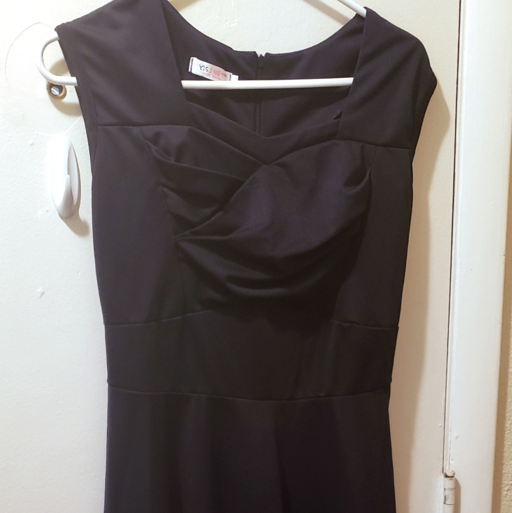 YisJNet Dress size large